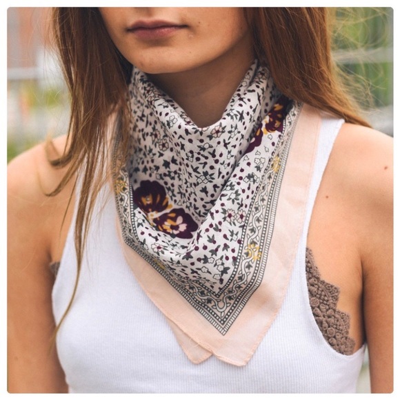 Orchid Flores Bandana - Picture 4 of 8